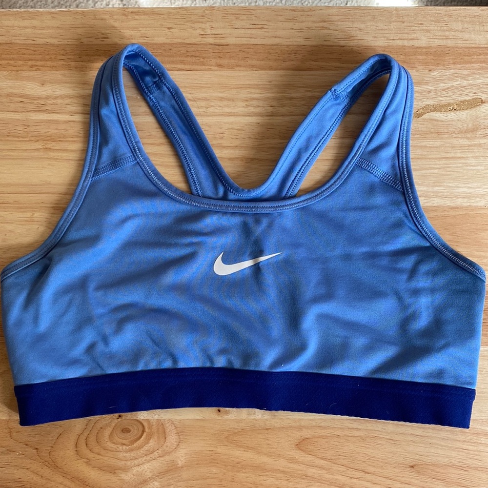 Nike sports Bra
